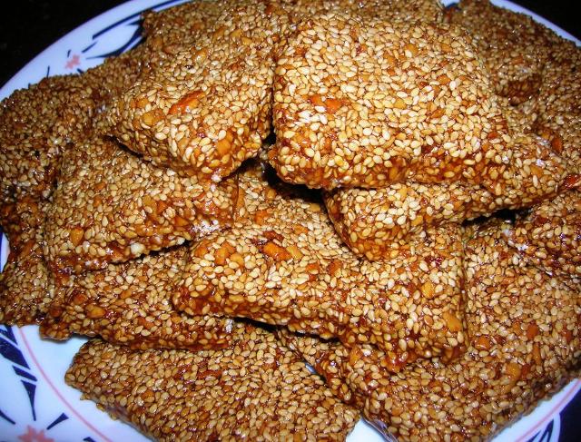 Cubbaita con sesamo e miele Cubbaita con sesamo e miele