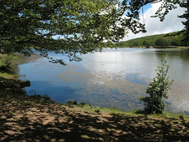 Uno dei tanti laghi nel Parco naturale dei Nebrodi