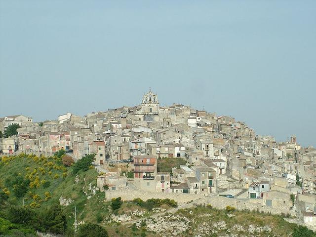 mussomeli-paese-di-vicoli-e-di-chiese