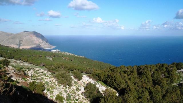 Il panorama che si gode da Monte Pellegrino (PA)