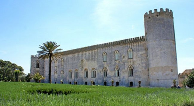 Palchi Diversi Estate - La casa di Bernarda Alba