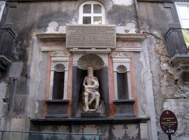 Das Genie von Palermo auf der Piazza Garraffello (alla Vucciria)