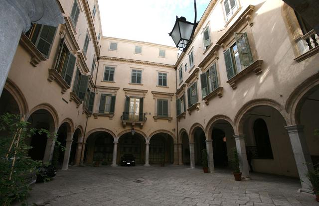 Palazzo Mazzarino - Via Maqueda, Palermo