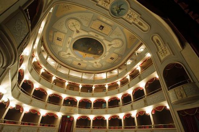 teatro-garibaldi-teatro-in-musica