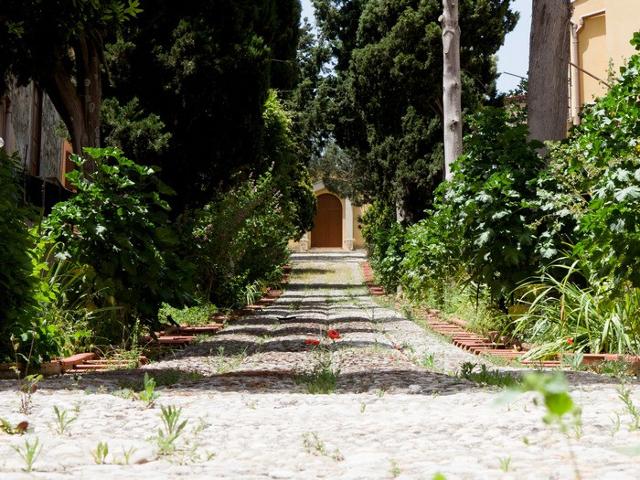 La chiesetta del Calvario a Baucina