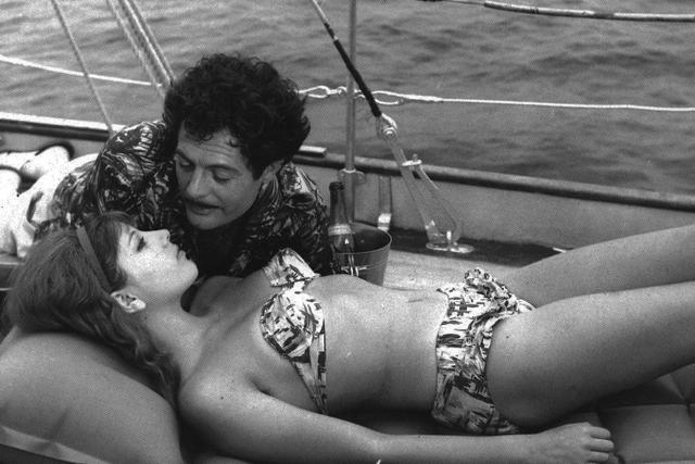 Marcello Mastroianni e Stefania Sandrelli nell'ultima scena di "Divorzio all'italiana"