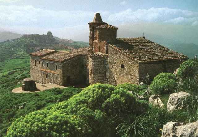 Il Santuario dei Tre Santi (Alfio, Filadelfio e Cirino) - San Fratello (ME)