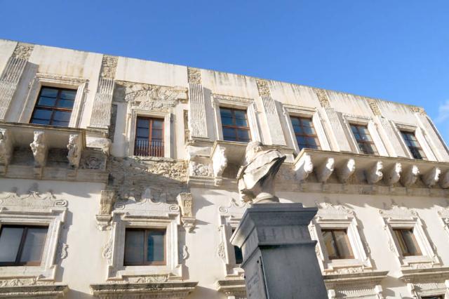 Palazzo Moncada, Caltanissetta