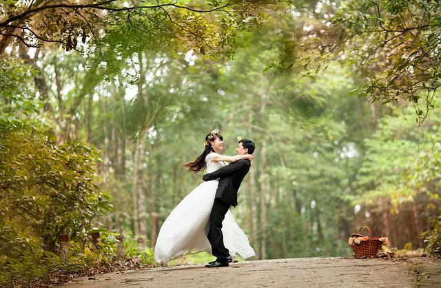 Matrimoni, la nuova tendenza si chiama Green-conventional wedding