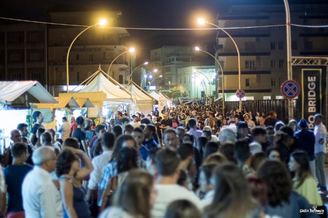 Un pubblico numeroso ed entusiasta ha dato l’arrivederci a Birrocco