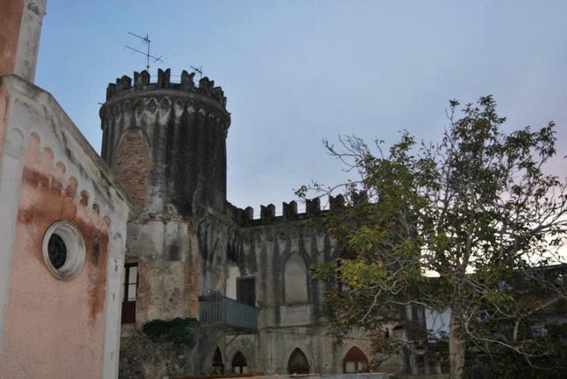 La Torre dei Saraceni nel quartiere di Bucalo a Santa Teresa di Riva