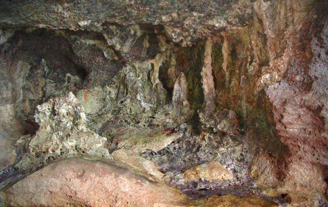 La "Grotta del Presepe" La "Grotta del Presepe"