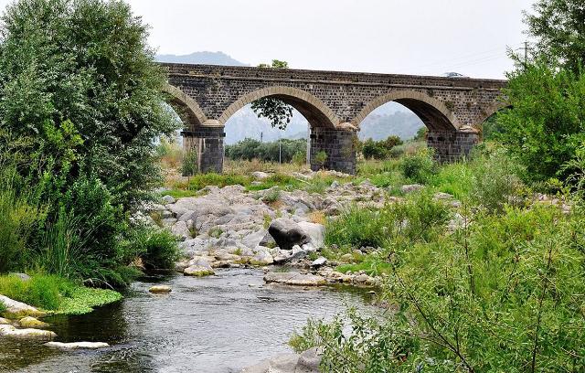 Il ponte sul fiume Alcantara - ph Alessia Saccone