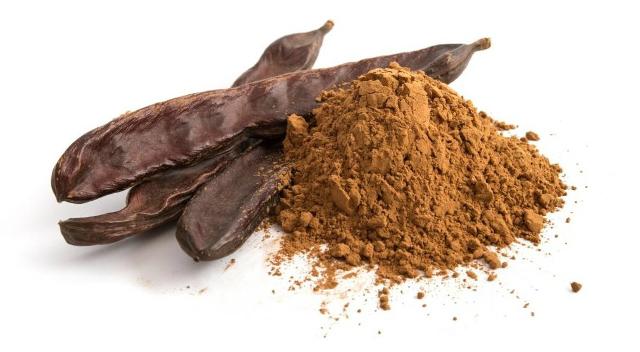 La farina di carrube si contraddistingue per la sua versatilità d'uso