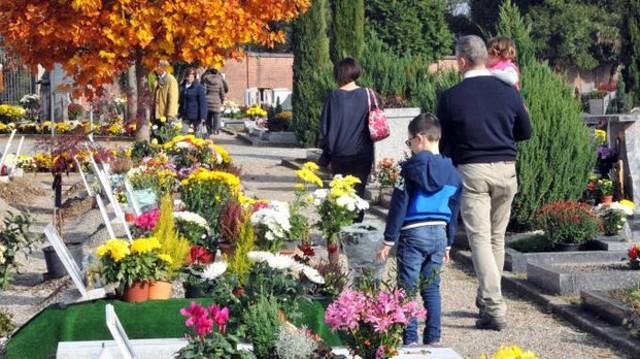 Il 2 Novembre la Chiesa fa solenne commemorazione dei defunti
