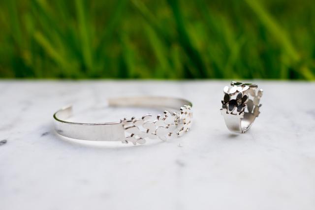 Bracciale e anello della collezione DUCI di Martina Ciaccio