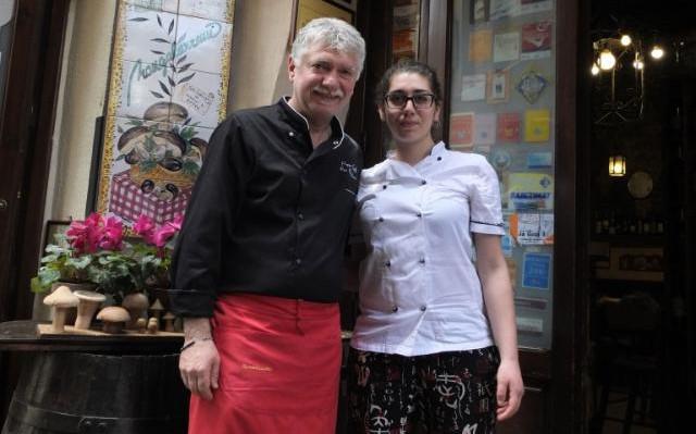 Lo chef Giuseppe Carollo con la figlia Francesca Lo chef Giuseppe Carollo con la figlia Francesca