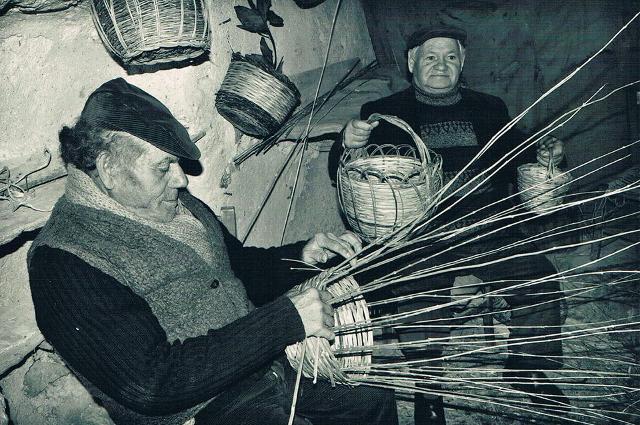 Antichi mestieri nel Presepe vivente di Sutera