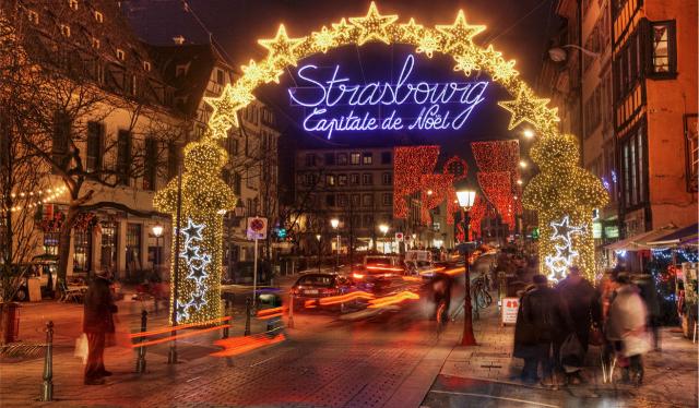 Questa lunga tradizione valse a Strasburgo il titolo di ''Capitale del Natale'' fino al 1992, titolo restituito alla città di Betlemme nel 1999
