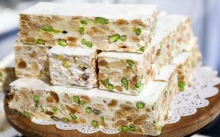 Forse non tutti sanno che... il torrone è un dolce tipico di Caltanissetta