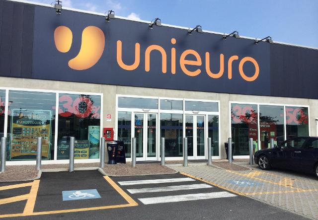 Unieuro acquisisce 12 negozi Expert in Sicilia