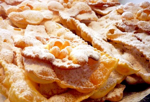 Chiacchiere di Carnevale Chiacchiere di Carnevale