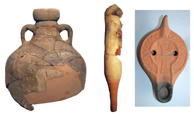Alcuni reperti della villa conservati nel Museo Civico. Da destra: anfora tipo Keay 57, spatheion e lucerna tipo X