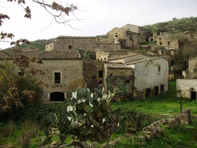 La Fondazione Sicilia a sostegno del recupero dei borghi spopolati dell'Isola