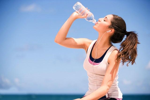 Ecco perché dimagrire è più difficile se non si beve abbastanza acqua...