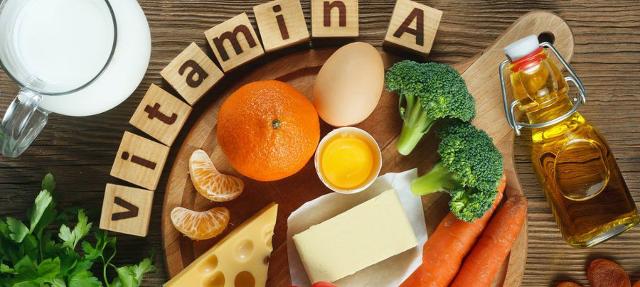 La dieta adeguata per una abbronzatura sana e naturale si fonda sul consumo di cibi ricchi di vitamina A, che favoriscono la produzione della melanina