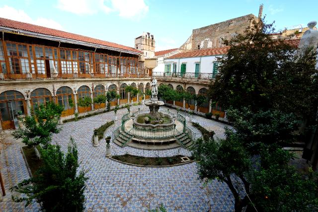 Claustro del monasterio de Santa Caterina d'Alessandria, Palermo