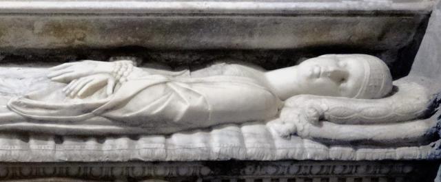 Il presunto sarcofago di Laura Lanza, la Baronessa di Carini