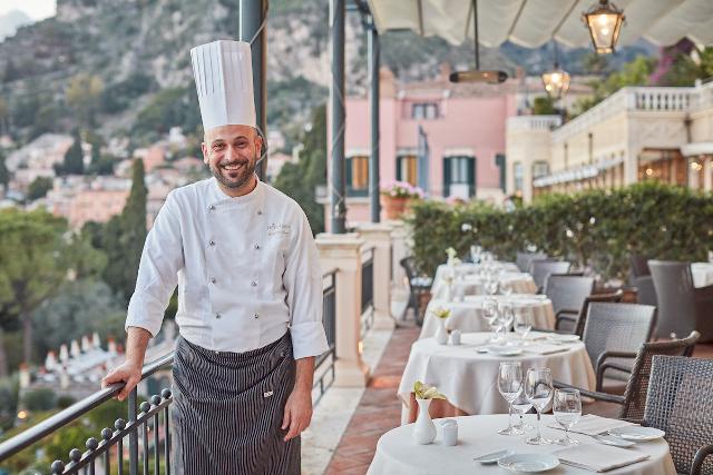 A Taormina lo Chef Roberto Toro riceve la prima Stella Michelin