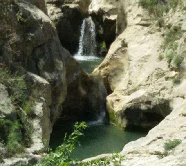 trekking-guidato-nel-bosco-del-cappelliere-e-gole-del-drago