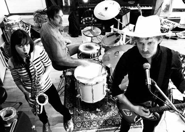 Joe Gideon with Jim Sclavunos & Gris de Lin