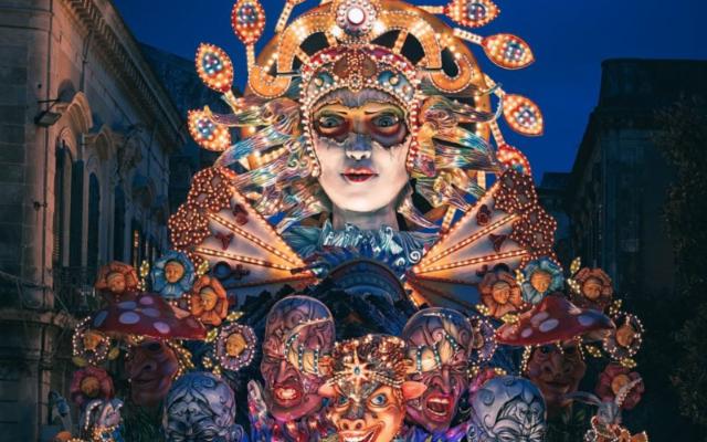 Ad Acireale il più bel Carnevale di Sicilia