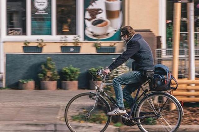 Risolto il problema degli spostamenti durante la Fase 2: si va tutti in bici!