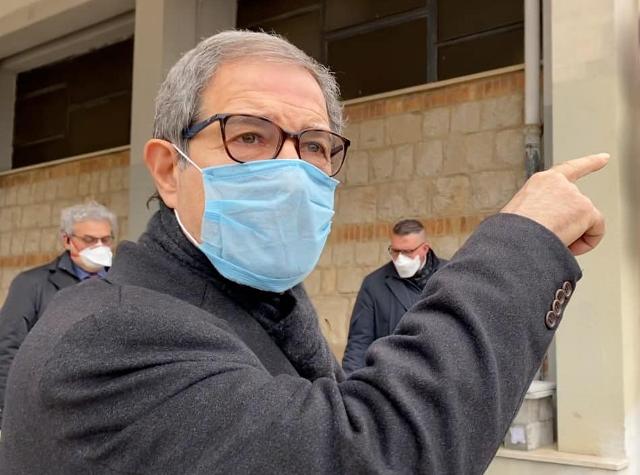 ''Una mascherina per ogni siciliano''
