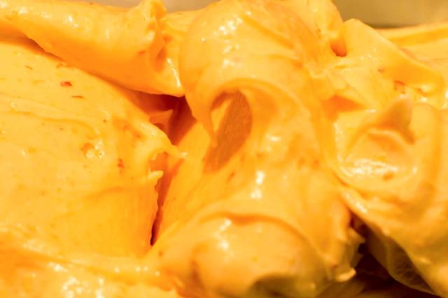 Gelato artigianale alla pesca