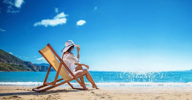 E la classica crema "abbronzante" finì in soffitta