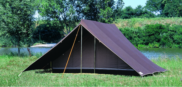 Tenda di tipo "Canadese" Tenda di tipo "Canadese"