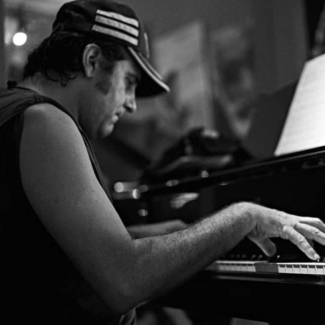 al-miles-davis-jazz-club-michelangelo-mazzarii-e-davide-inguaggiato-in-concerto