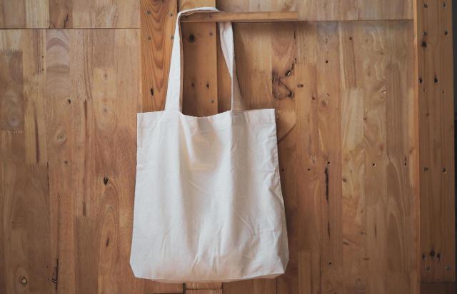Shopper per la spesa realizzata con cotone biologico riutilizzabile