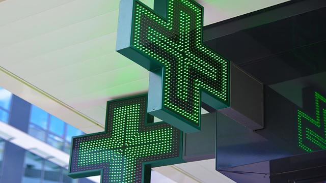 Dall'11 gennaio 2021 nelle farmacie verranno distribuiti gratuitamente 30mila saturimetri ai nuclei familiari al cui interno vi sia un membro affetto da patologie respiratorie.