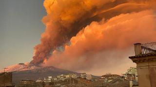 Dal Vesuvio all'Etna, passando per lo Stromboli in una prima serata su Rai Due