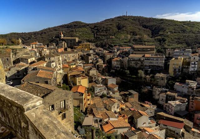 Castiglione di Sicilia lancia la ''Vetrina Immobiliare'' del Borgo