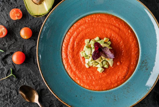 Gazpacho di pomodoro e avocado
