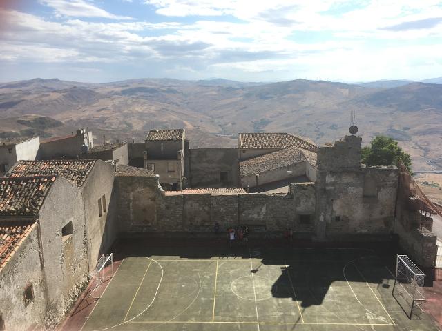 Foto di Paulo Catrica - "Madonie, Paesaggi 1973/2021. Fondo storico e nuove committenze" Foto di Paulo Catrica - "Madonie, Paesaggi 1973/2021. Fondo storico e nuove committenze"