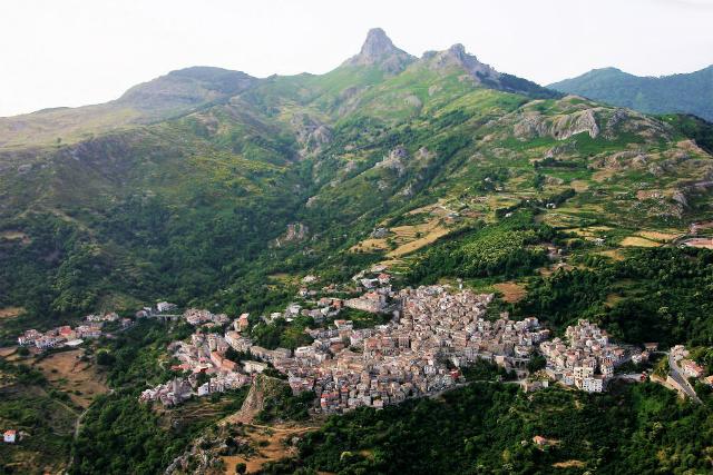 Alla ricerca del tesoro della Rocca Salvatesta