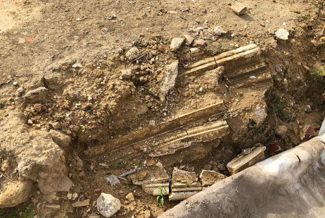 Reperti degli scavi nella Casa III M del Quartiere ellenistico-romano di Akragas Reperti degli scavi nella Casa III M del Quartiere ellenistico-romano di Akragas